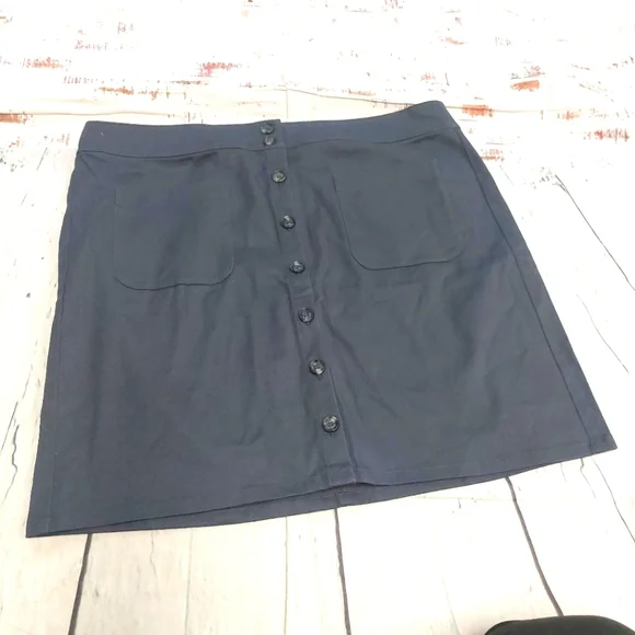 Loft button front mini skirt - Picture 1 of 4
